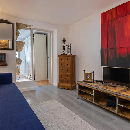 Apartment Downtown By Lovelystay Lisbon
