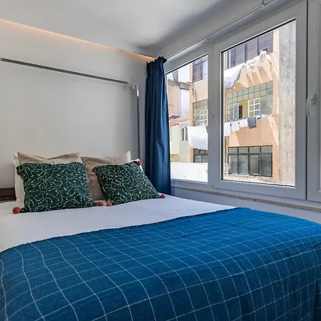 Apartament Downtown By Lovelystay *